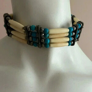 4/$100 Tribal bone beaded necklace unisex 14-15 inches  🙌